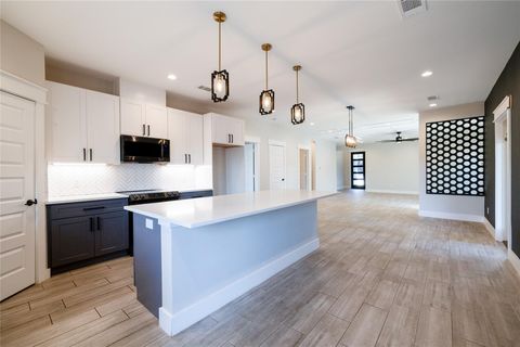 Tiny photo for 20703 Bonanza ST, Lago Vista, TX 78645 (MLS # 5505891)