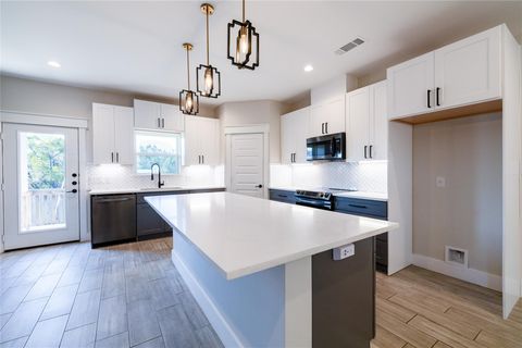 Tiny photo for 20703 Bonanza ST, Lago Vista, TX 78645 (MLS # 5505891)