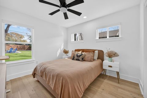 Tiny photo for 504 W Croslin ST, Austin, TX 78752 (MLS # 7095862)