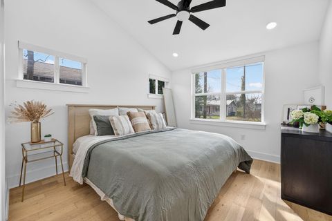 Tiny photo for 504 W Croslin ST, Austin, TX 78752 (MLS # 7095862)