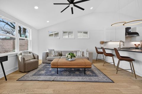 Tiny photo for 504 W Croslin ST, Austin, TX 78752 (MLS # 7095862)