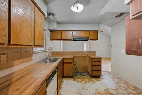 Tiny photo for 7605 Wood Cliff DR, Austin, TX 78745 (MLS # 9420793)