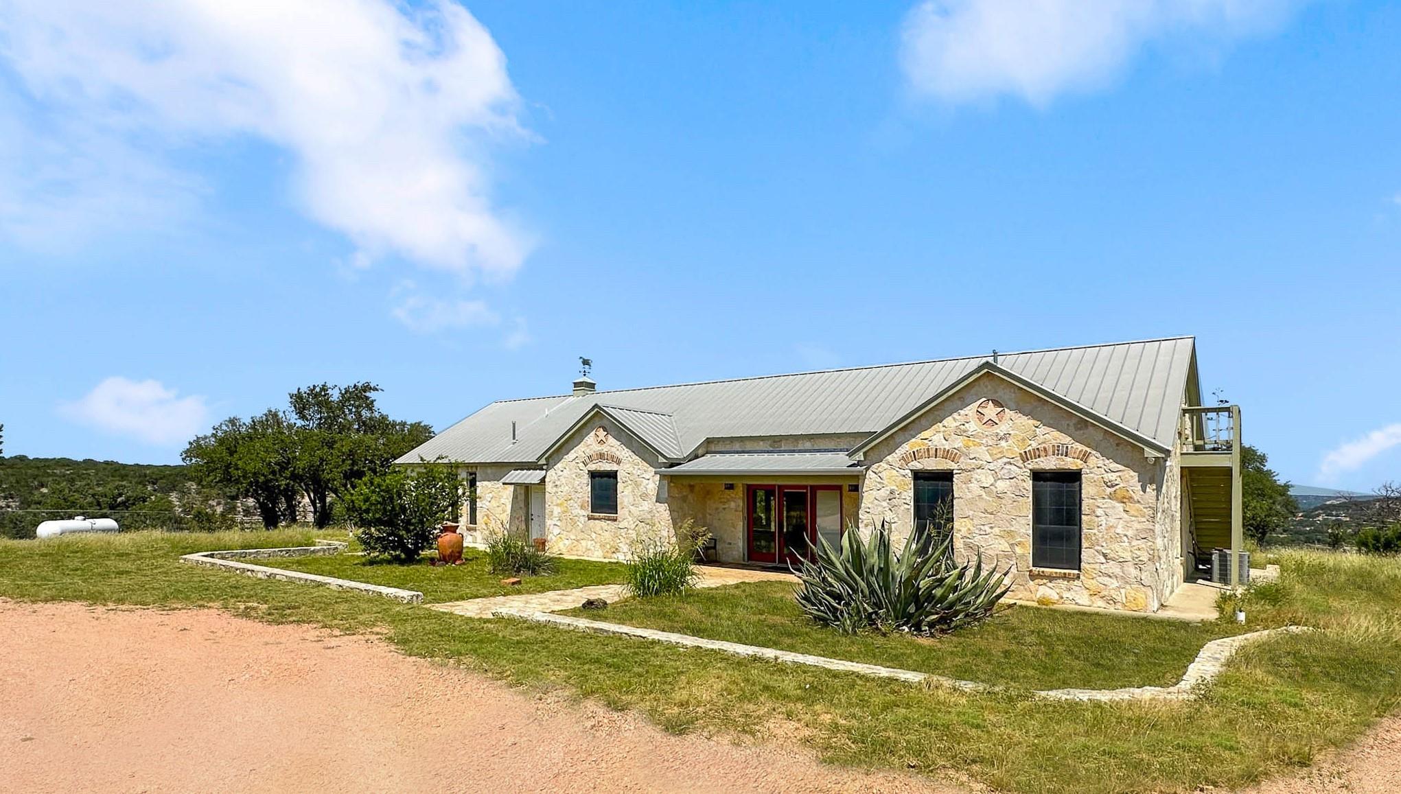 1428 Seven Springs Drive DR