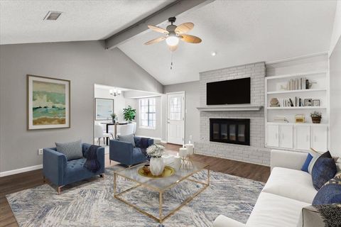 12103 Wycliff LN Austin TX 78727