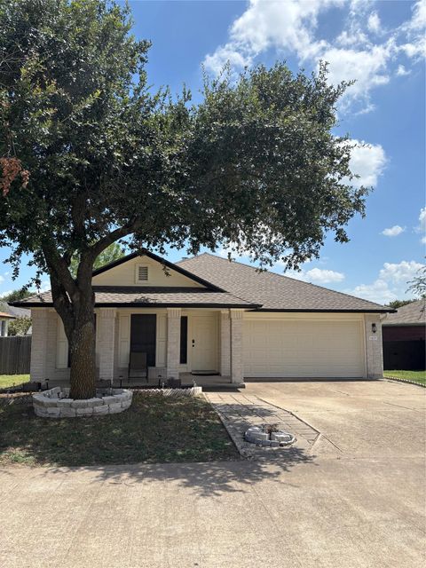 Photo of 1425 W Pflugerville PKWY, Round Rock, TX 78664 (MLS # 5881116)