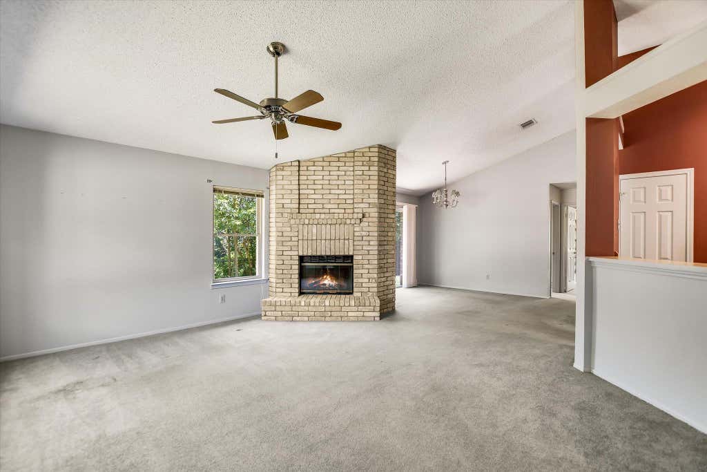 Photo of 701 W Custers Creek BND, Pflugerville, TX 78660 (MLS # 4403897)