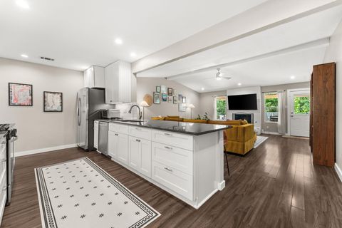 Tiny photo for 2602 Gettysburg DR, Austin, TX 78745 (MLS # 8895935)