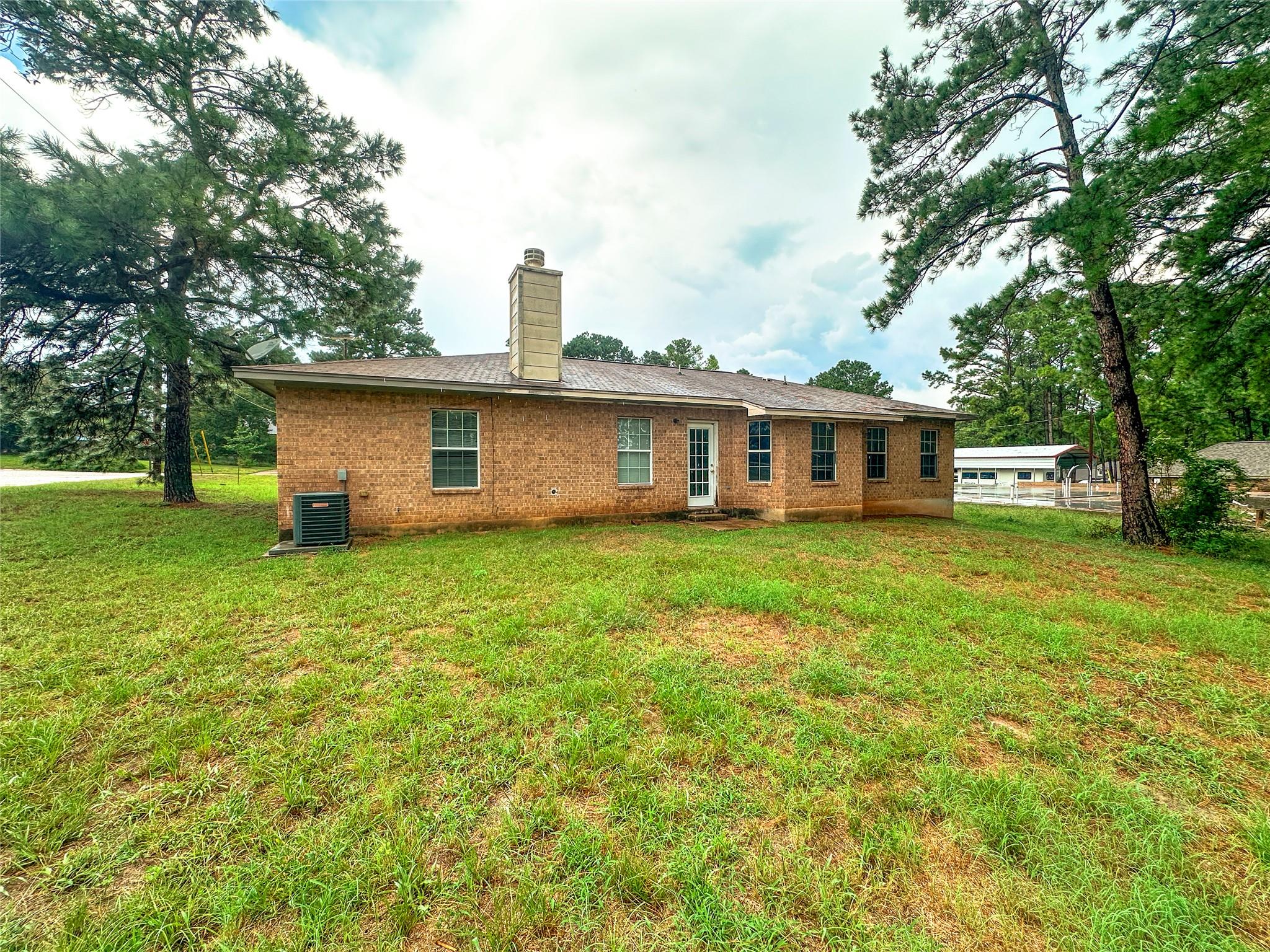 258 Pine View LOOP