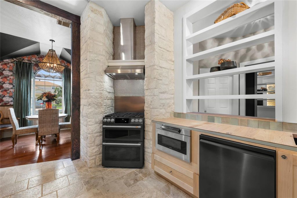 Photo of 1016 Klondike LOOP, Round Rock, TX 78665 (MLS # 8005166)