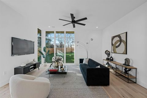 Tiny photo for 1407 Valleyridge DR #B, Austin, TX 78704 (MLS # 5272420)