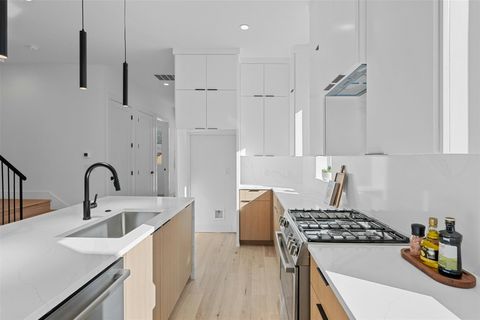 Tiny photo for 1407 Valleyridge DR #B, Austin, TX 78704 (MLS # 5272420)