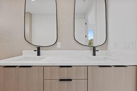 Tiny photo for 1407 Valleyridge DR #B, Austin, TX 78704 (MLS # 5272420)