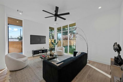 Tiny photo for 1407 Valleyridge DR #B, Austin, TX 78704 (MLS # 5272420)