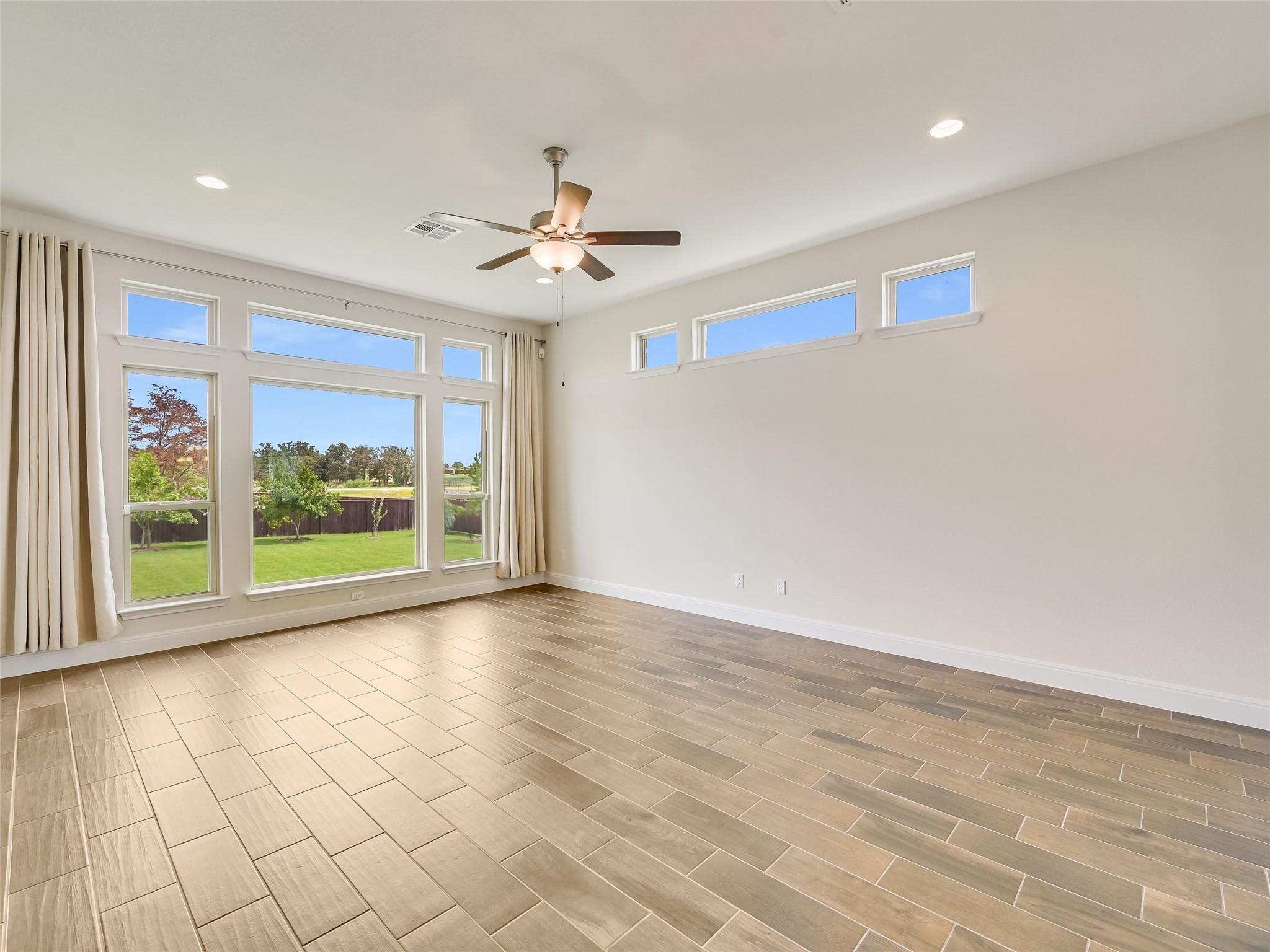 340 Chisholm TRL