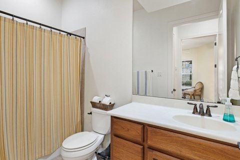 Tiny photo for 108 Rivalto CIR #2, Lakeway, TX 78734 (MLS # 7348470)