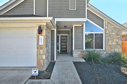 Photo of 7013 Brick Slope PATH, Austin, TX 78744 (MLS # 4407389)