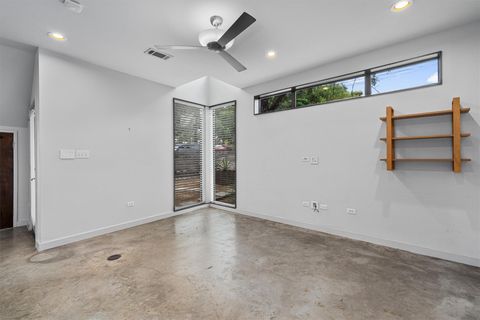 Tiny photo for 2207 New York Ave, Austin, TX 78702 (MLS # 8645719)