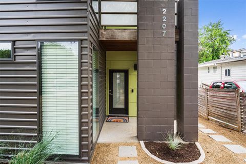 Tiny photo for 2207 New York Ave, Austin, TX 78702 (MLS # 8645719)