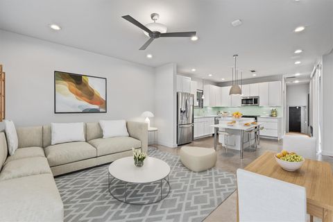 Tiny photo for 2207 New York Ave, Austin, TX 78702 (MLS # 8645719)
