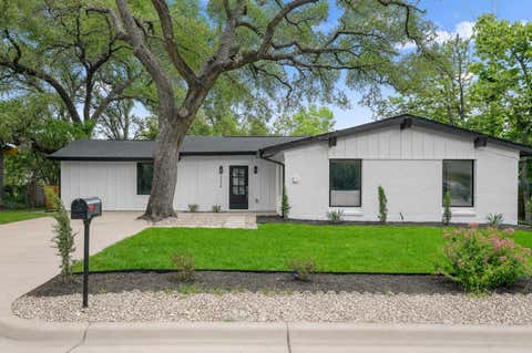 Tiny photo for 2204 Fair Oaks DR, Austin, TX 78745 (MLS # 2683988)