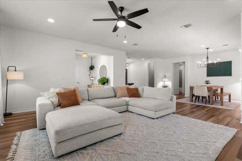Tiny photo for 8915 Looksee LN, Austin, TX 78744 (MLS # 7186607)