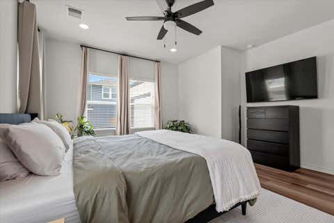 Tiny photo for 8915 Looksee LN, Austin, TX 78744 (MLS # 7186607)