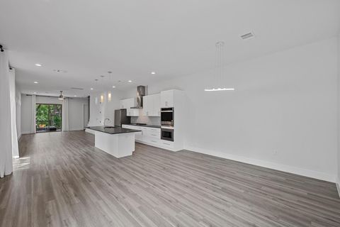 Tiny photo for 4705 Louis Ave #B, Austin, TX 78721 (MLS # 6297416)