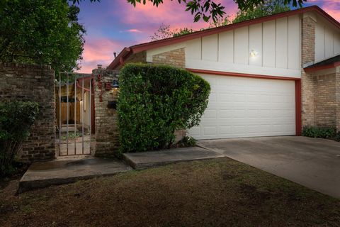 Photo of 9001 Parkfield DR #B, Austin, TX 78758 (MLS # 6471012)