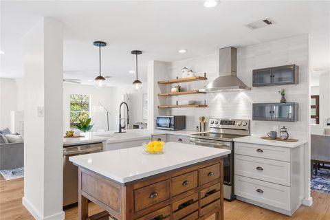 Photo of 8540 Copano DR, Austin, TX 78749 (MLS # 7731020)