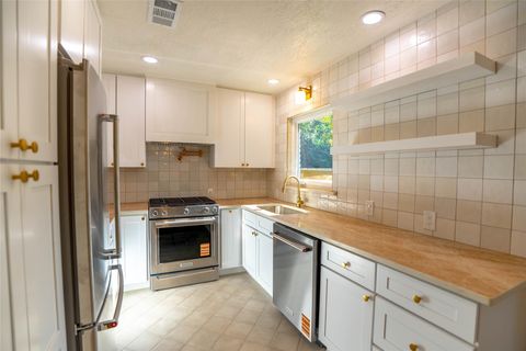 Tiny photo for 7700 Robalo RD, Austin, TX 78757 (MLS # 4193301)