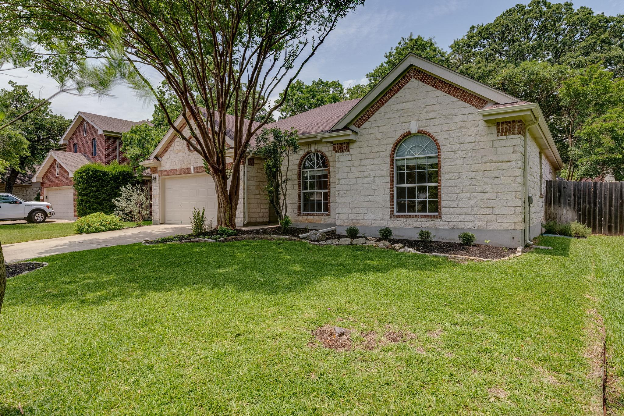4200 Great Plains DR
