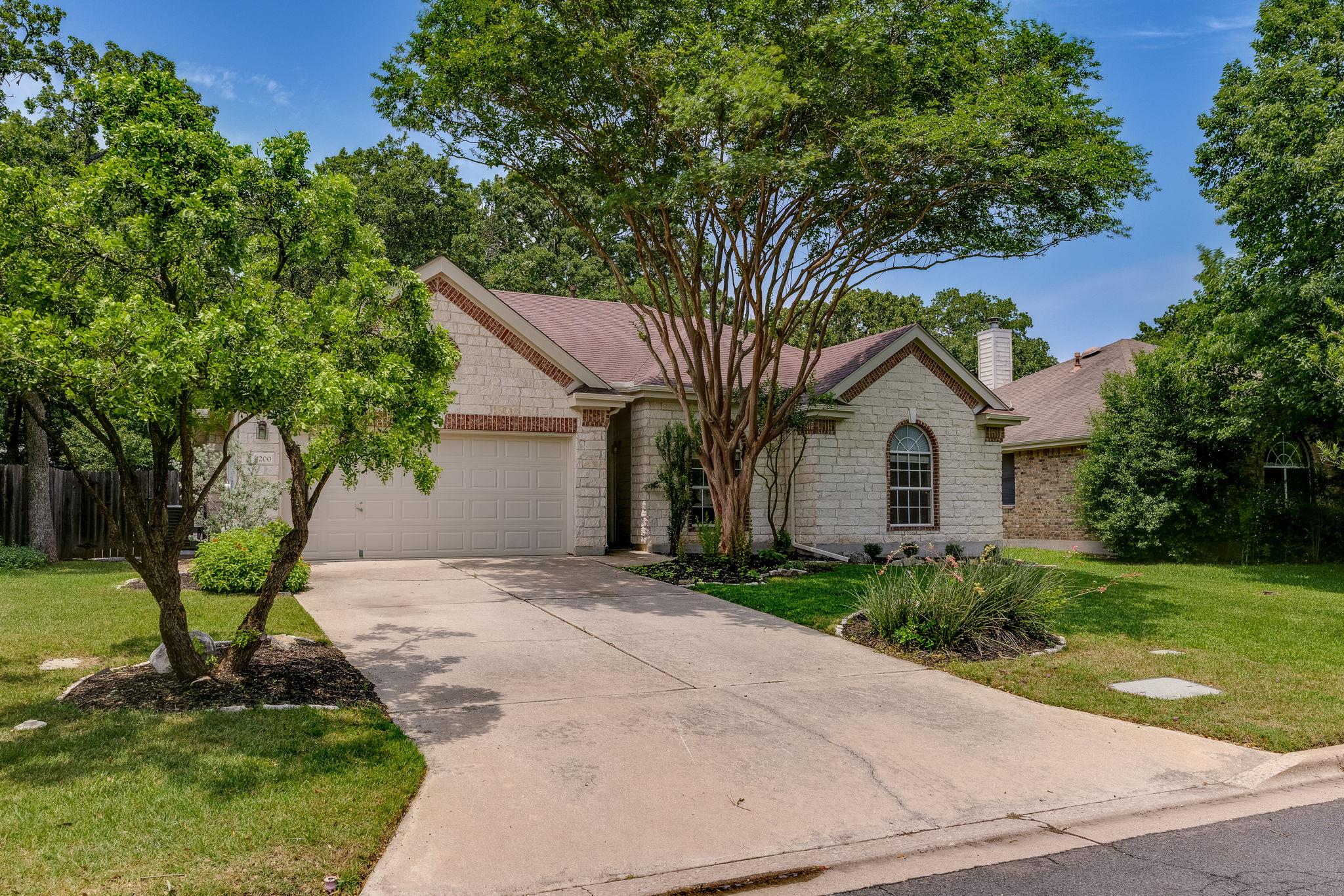4200 Great Plains DR