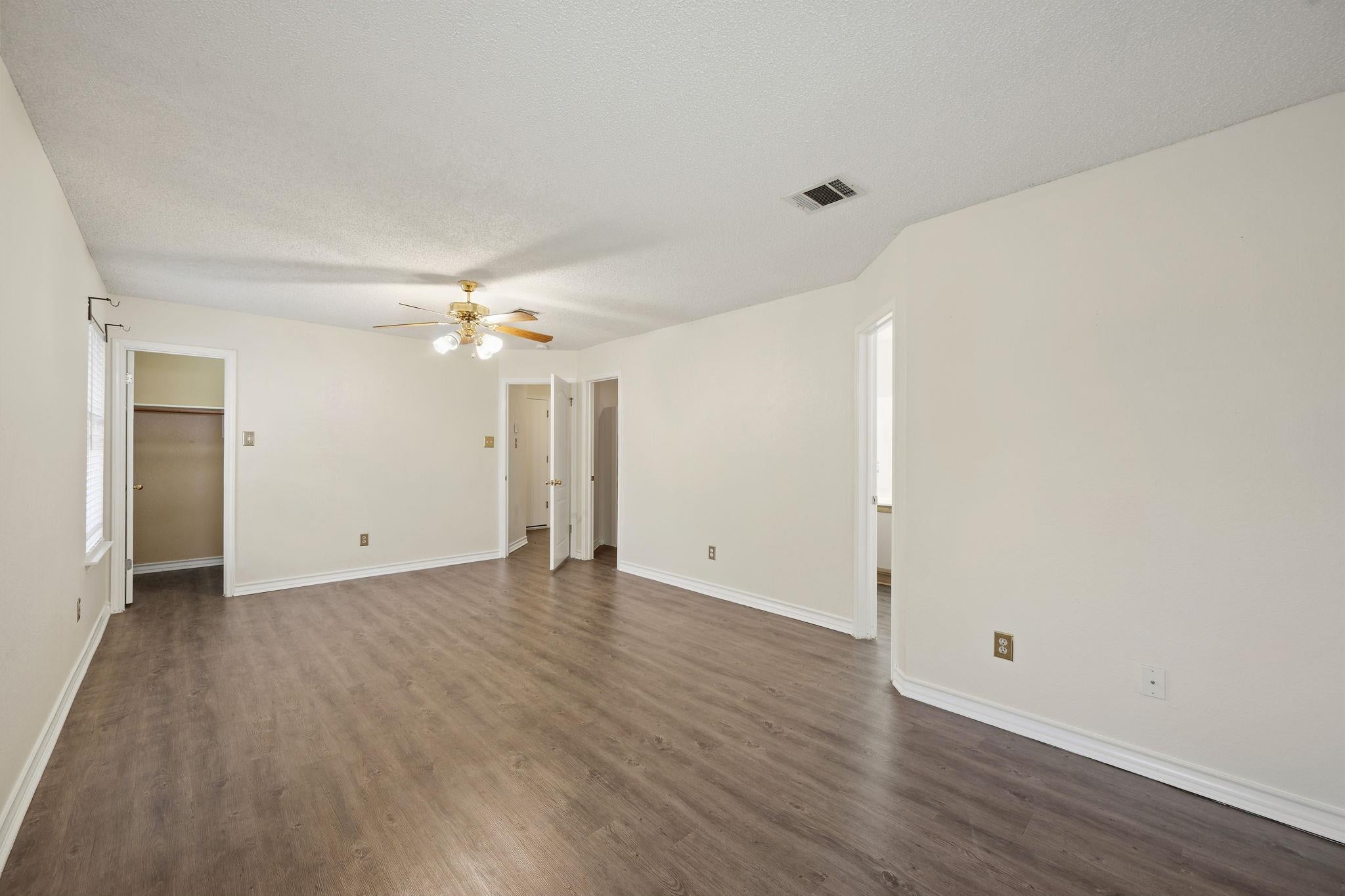 1406 Pigeon View ST