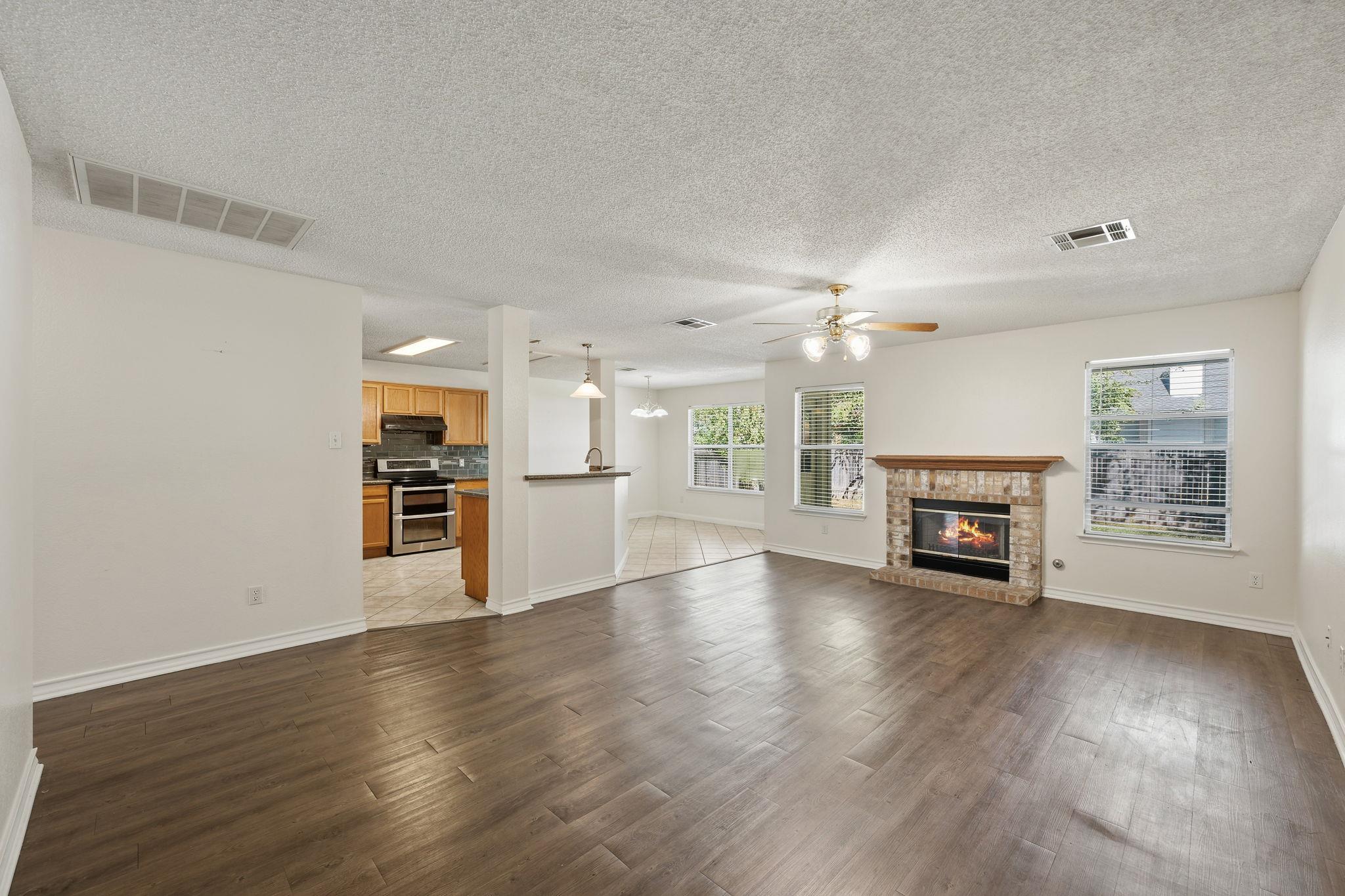 1406 Pigeon View ST