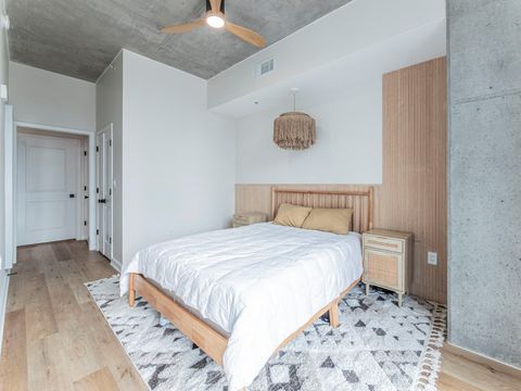 Tiny photo for 360 Nueces ST #1018, Austin, TX 78701 (MLS # 2385908)