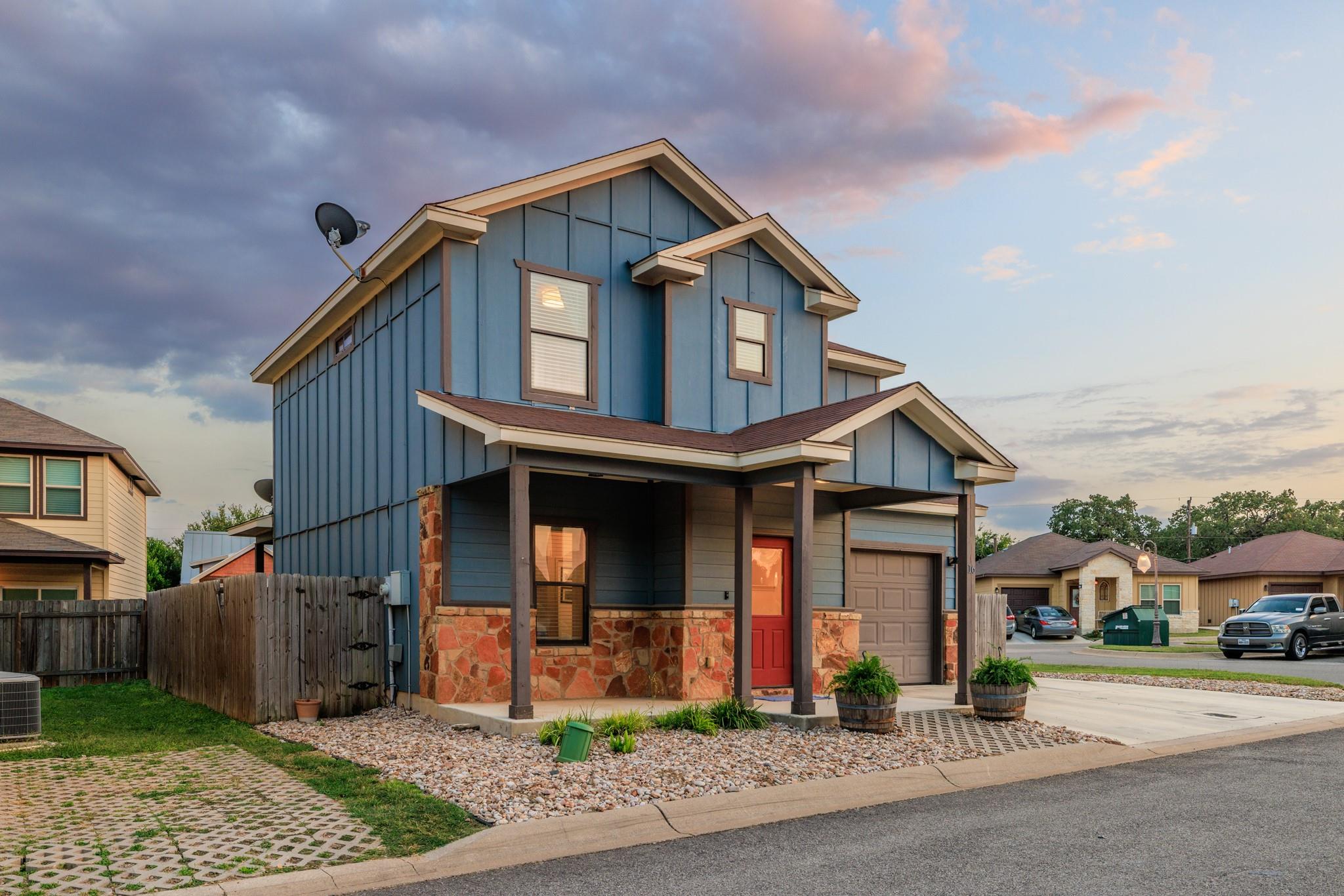 510 Mueller ST