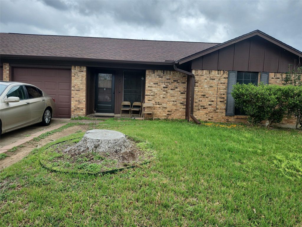 Photo of 5001 Bundyhill DR, Austin, TX 78723 (MLS # 5743582)