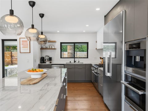 Tiny photo for 4502 Mountain Path DR, Austin, TX 78759 (MLS # 7395944)