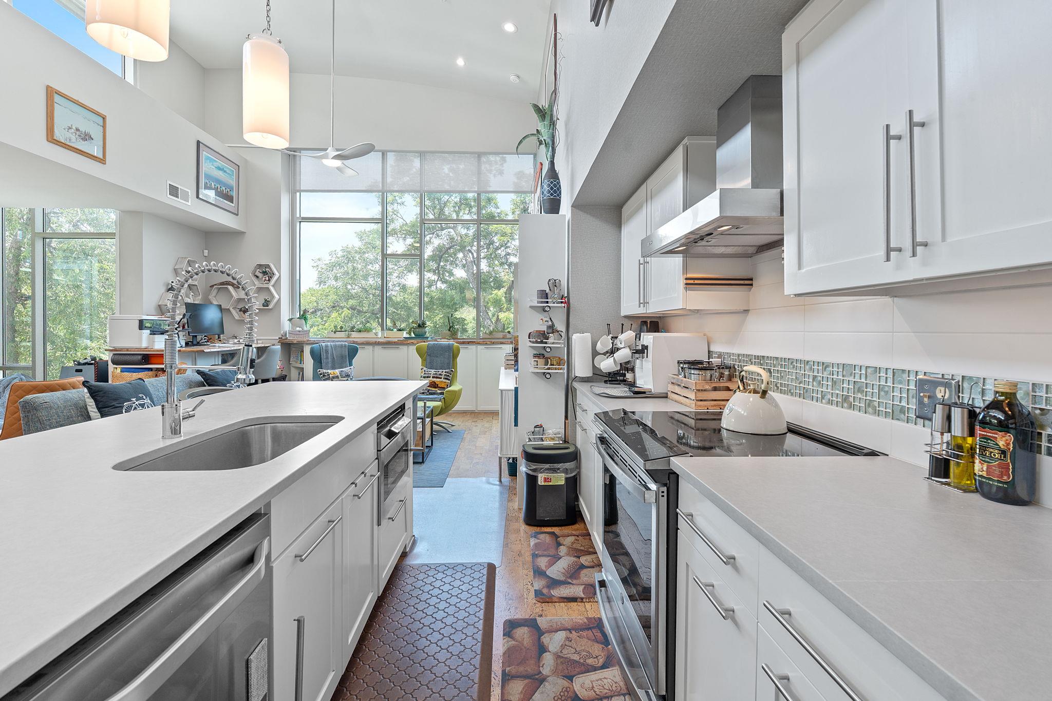 1600 Barton Springs RD 5406