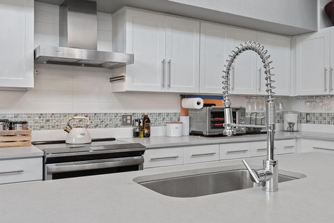 Tiny photo for 1600 Barton Springs RD #Unit 5406, Austin, TX 78704 (MLS # 9401180)