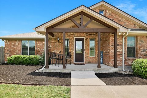 Photo of 212 Christine LN, Liberty Hill, TX 78642 (MLS # 9723047)