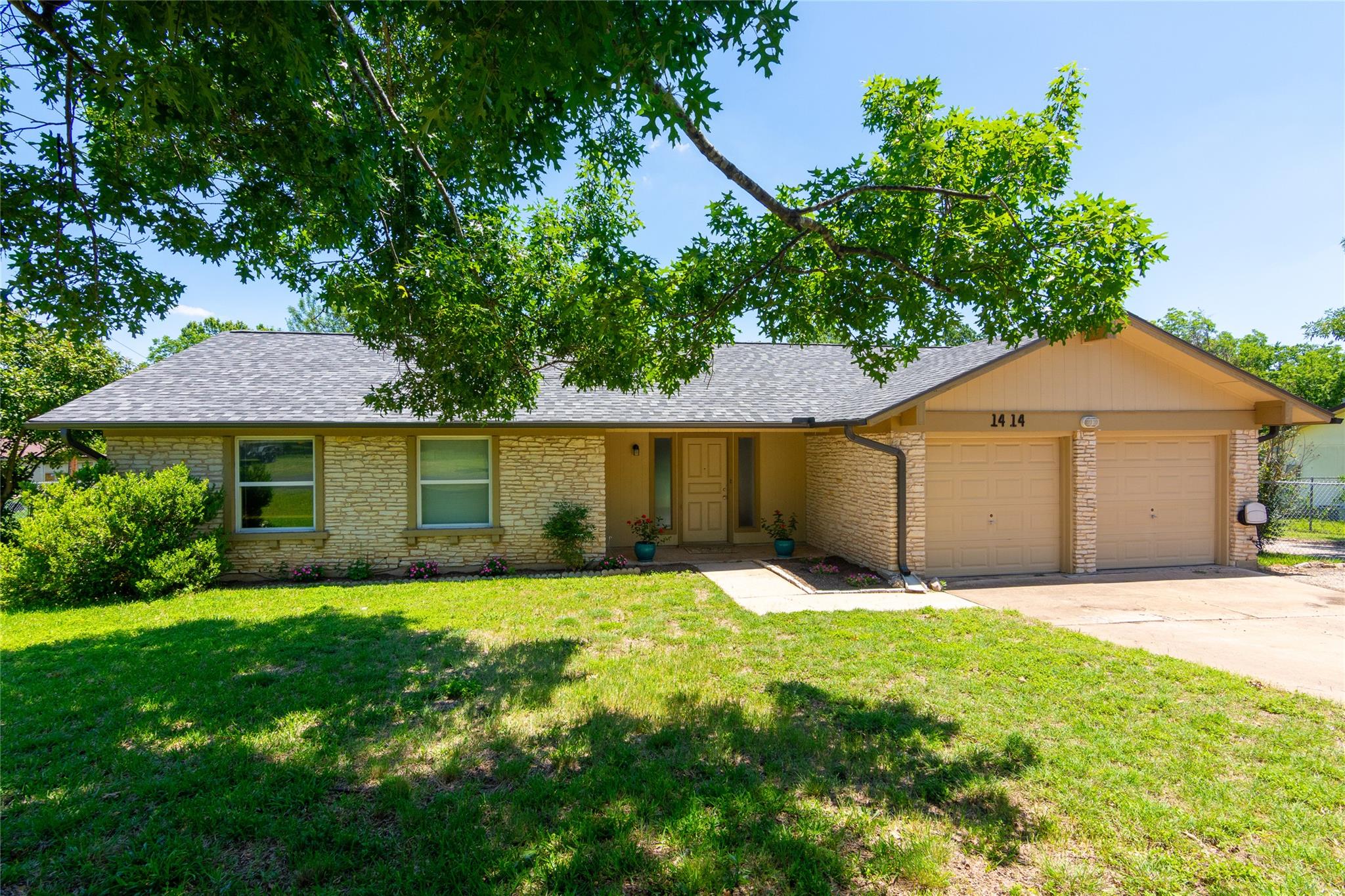 1414 Shenandoah DR