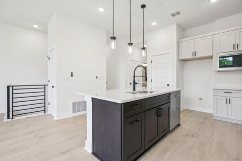Tiny photo for 200 W 56th ST #1103, Austin, TX 78751 (MLS # 9656439)