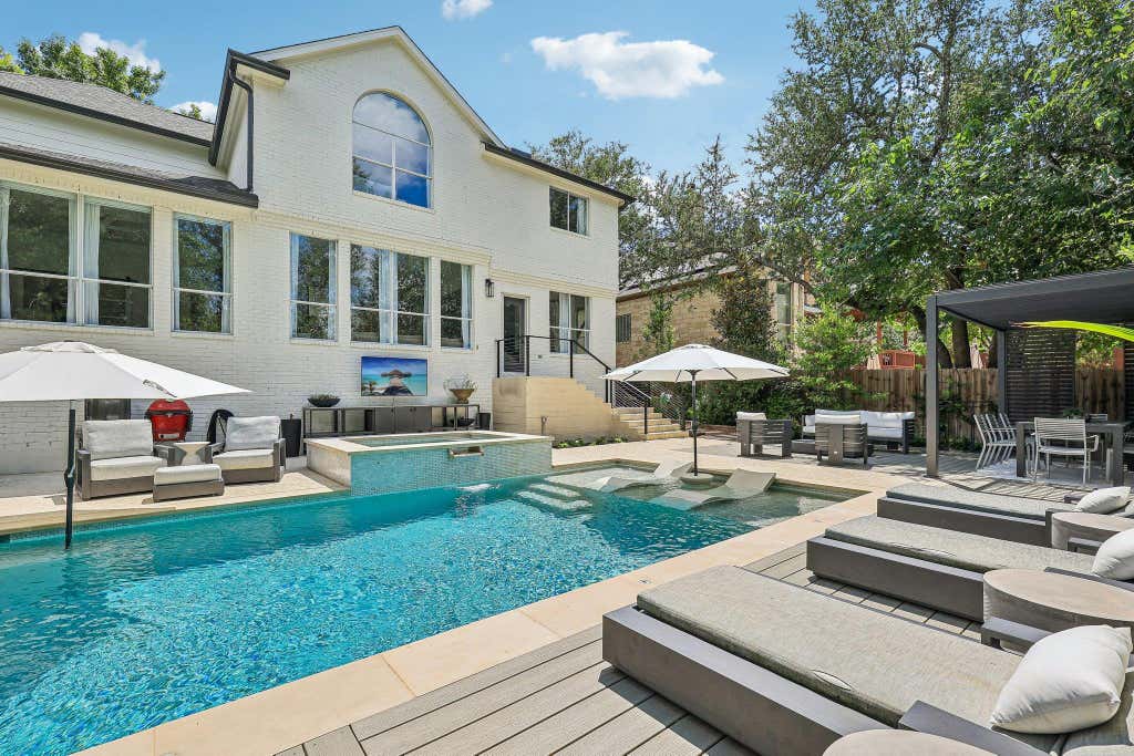 Photo of 12000 Portobella DR, Austin, TX 78732 (MLS # 6701879)