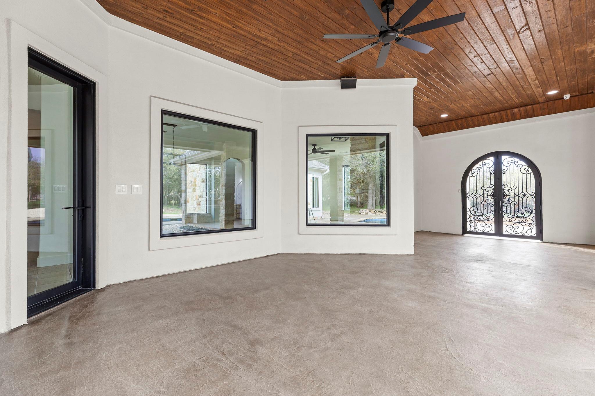 531 Windmill Ranch RD