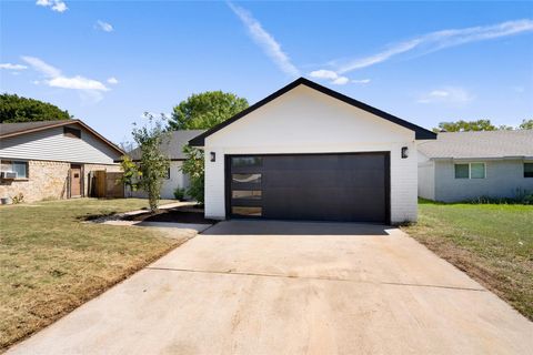Photo of 6901 Windrift WAY, Austin, TX 78745 (MLS # 5112448)