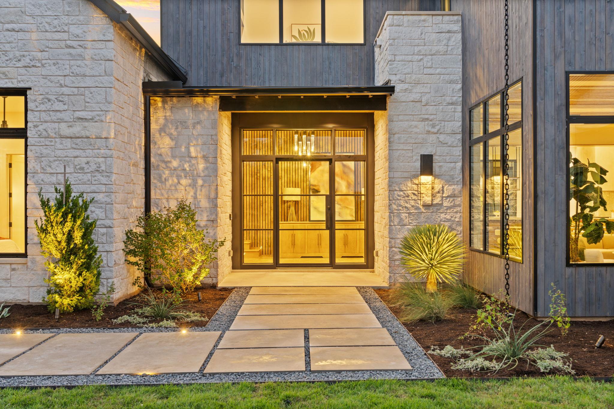 1779 Grande View TRL