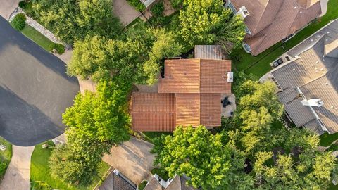 Tiny photo for 5 Valhalla CT, The Hills, TX 78738 (MLS # 6670575)