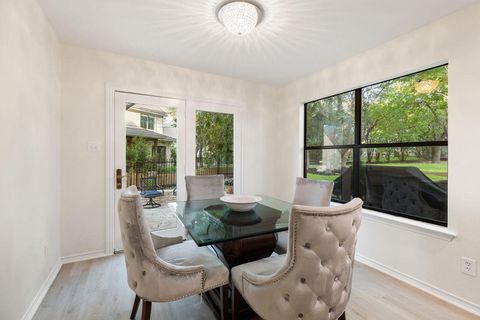 Tiny photo for 5 Valhalla CT, The Hills, TX 78738 (MLS # 6670575)
