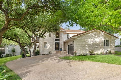 Photo of 5 Valhalla CT, The Hills, TX 78738 (MLS # 6670575)